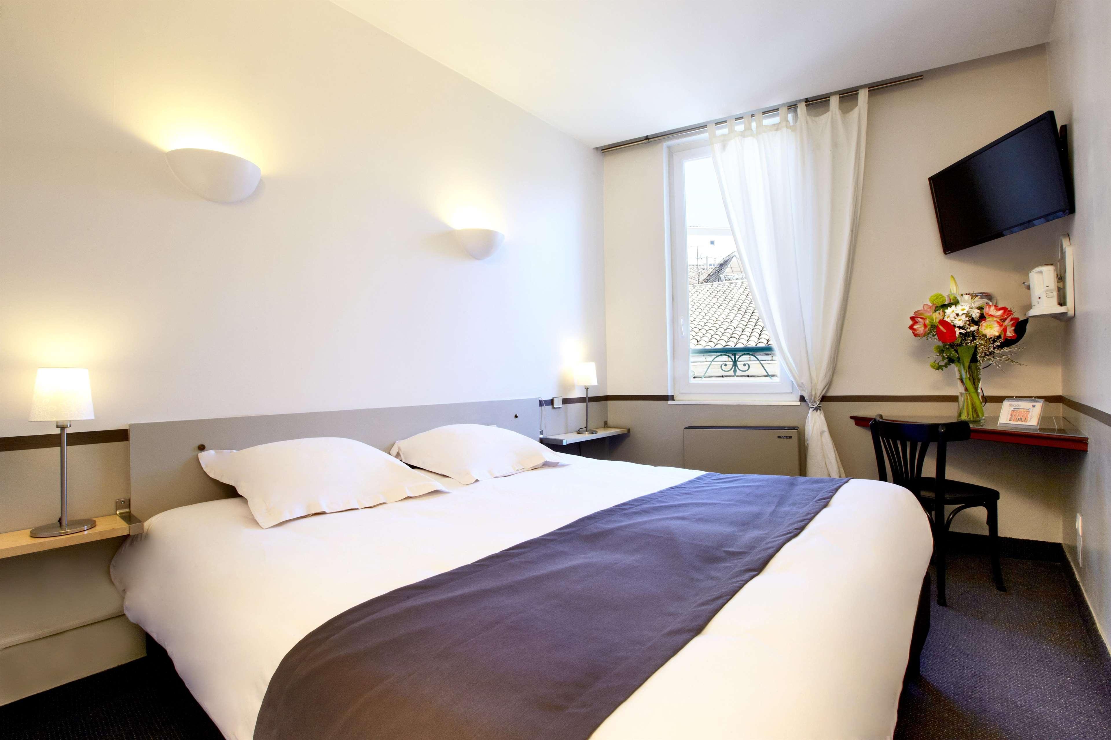 Kyriad Nimes Centre Dış mekan fotoğraf